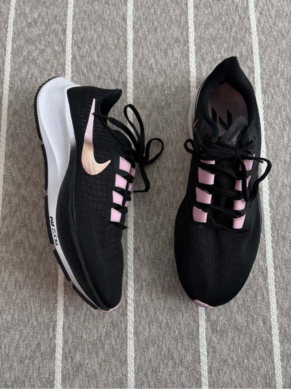 Nike Air Zoom Pegasus 37 Sneakers